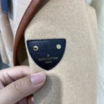 Ch@nel 2022 New Autumn/Winter Coat - Image 7