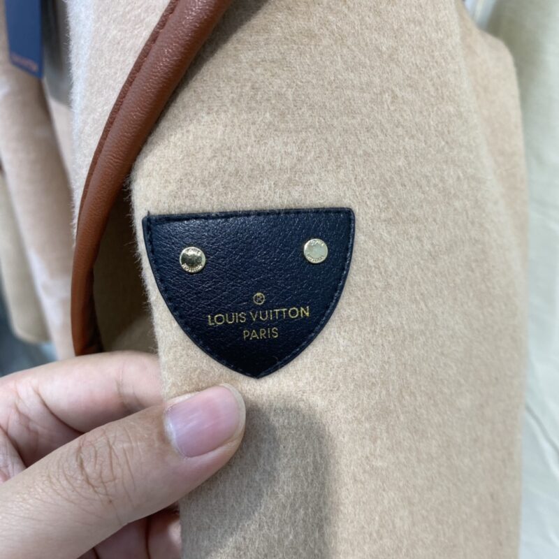 Ch@nel 2022 New Autumn/Winter Coat - Image 7