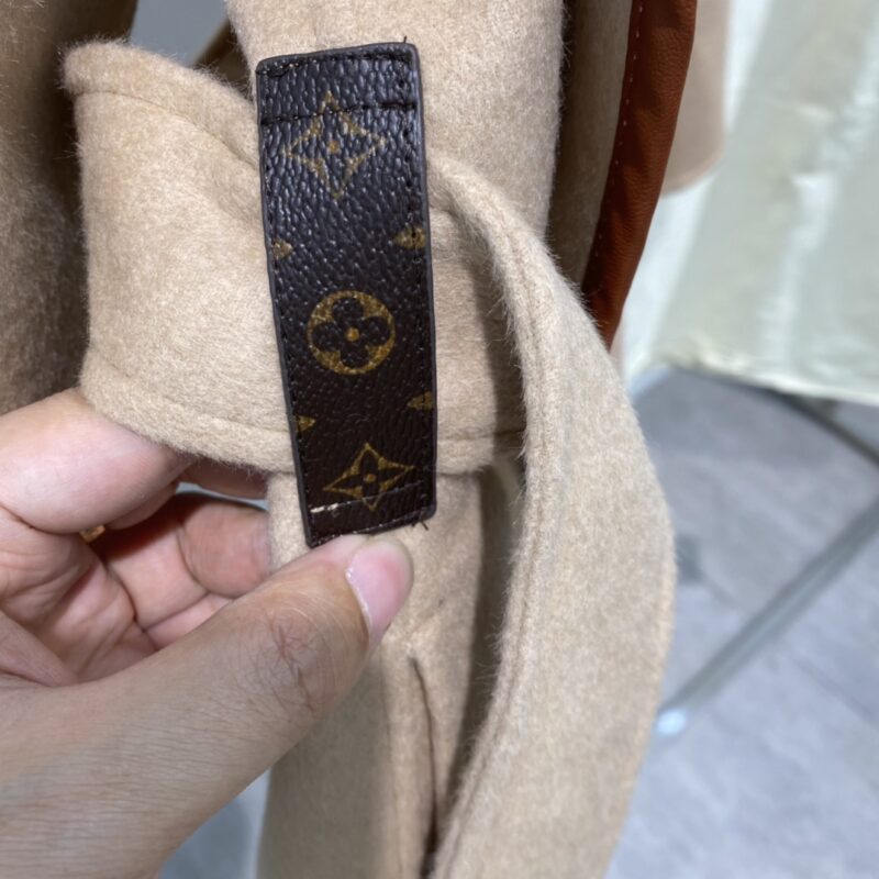 Ch@nel 2022 New Autumn/Winter Coat - Image 8