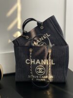 Ch@nel Shopping Bag - Image 16