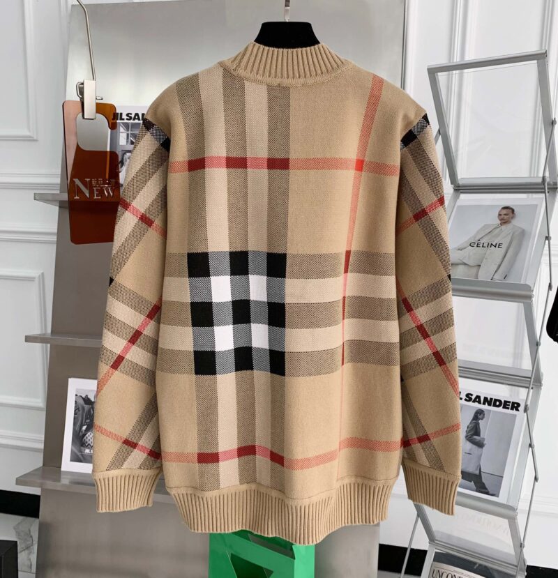 Burberry Coat - Image 7