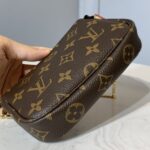 Louis Vuitton Pochette Accessoires-15.5*4*10.5CM - Image 7