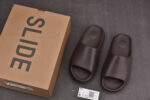 YEEZY SLIDES 'SOOT' - G55495 - Image 2