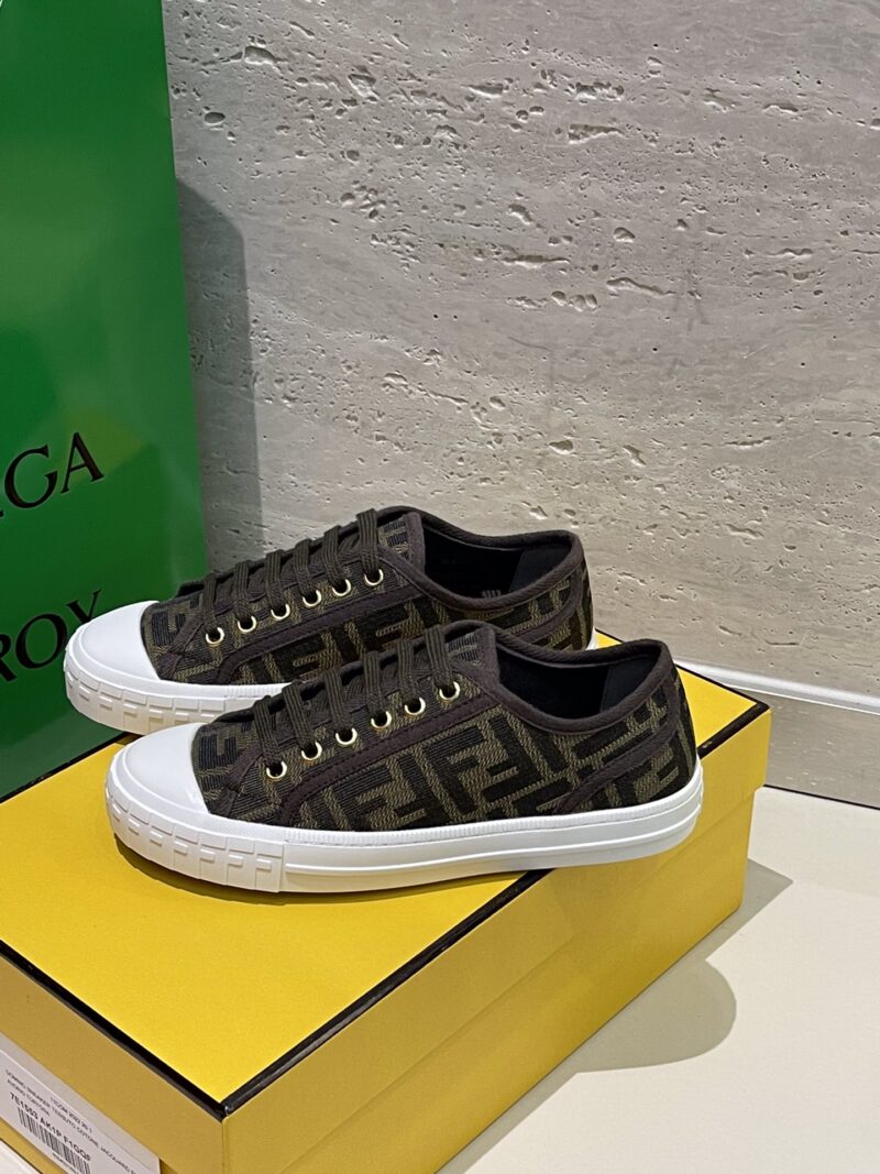 FENDI Sneakers - Image 4