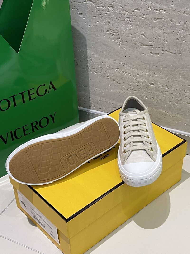 FENDI Sneakers - Image 4
