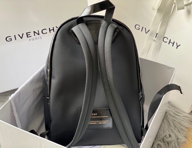 Gienvchy Backpack-28x40x15CM - Image 2