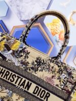 Diro Small Book Tote-36*18*28CM - Image 2