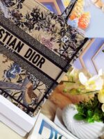 Diro Small Book Tote-36*18*28CM - Image 5