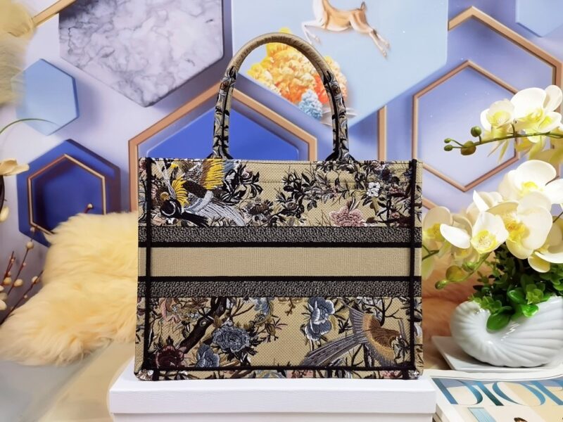 Diro Small Book Tote-36*18*28CM - Image 4