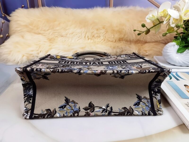 Diro Small Book Tote-36*18*28CM - Image 6