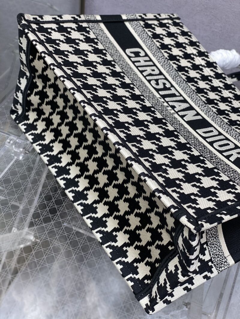 Diro Small Book Tote-36*18*28CM - Image 7