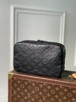 Louis Vuitton Pouch-26*17*71CM