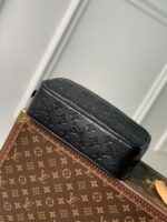 Louis Vuitton Pouch-26*17*71CM - Image 4