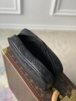 Louis Vuitton Pouch-26*17*71CM - Image 7