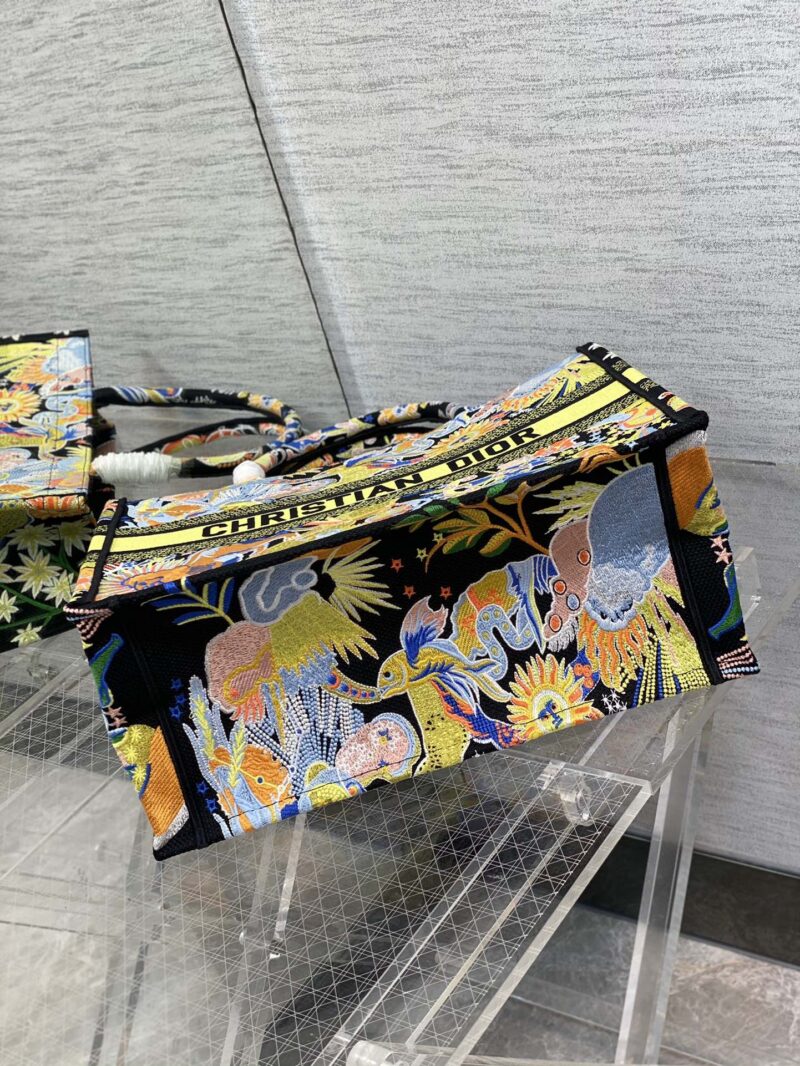 Diro Small Book Tote-36.5CM - Image 7