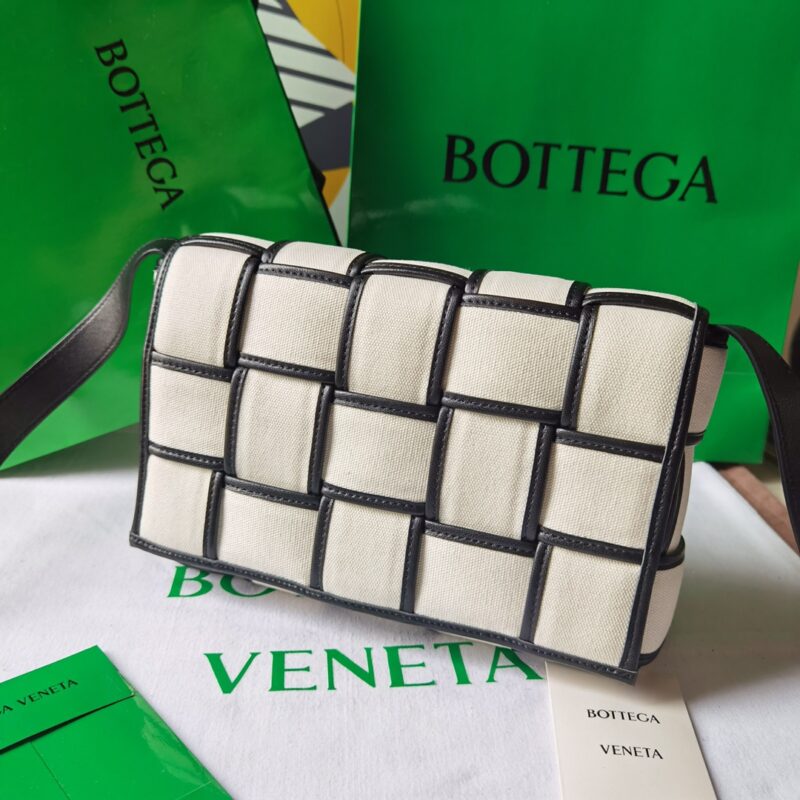 Bottega Veneta Webbing Crossbody Bag-26x18x8CM - Image 8