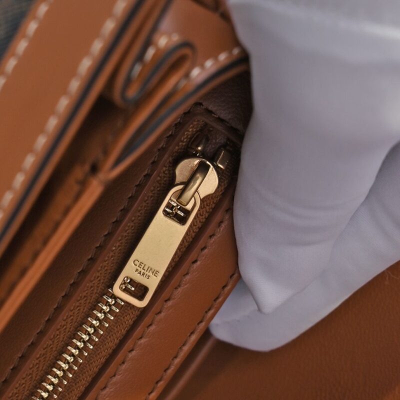 Celin Triomphe Shoulder Bag-22.5x16.5x7.5CM - Image 10