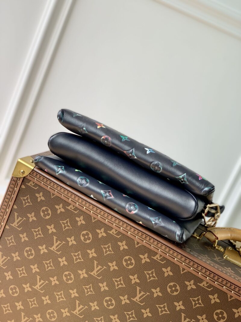 Louis Vuitton Coussin BB Bag-21*16*7 CM - Image 5
