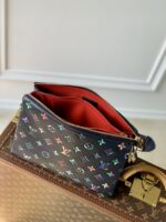 Louis Vuitton Coussin BB Bag-21*16*7 CM - Image 3