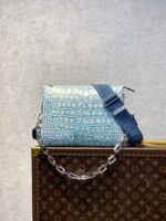 Louis Vuitton Coussin Handbags-26*20*12CM - Image 3