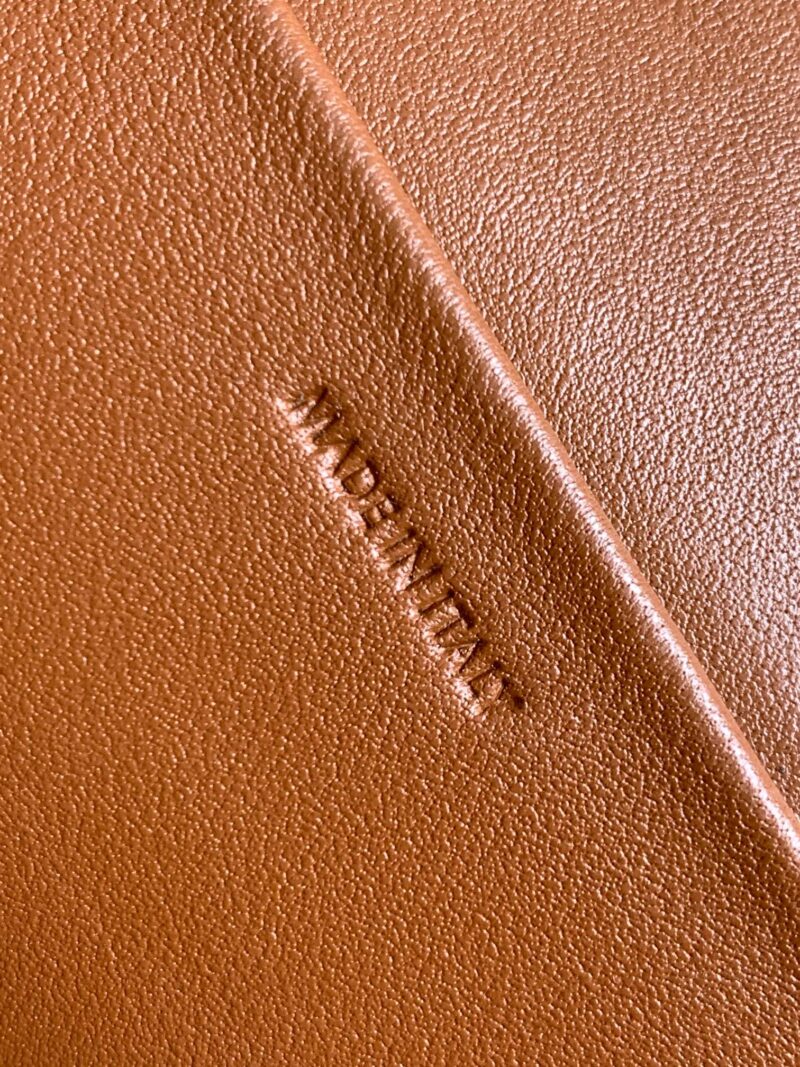 Celina Besace Triomphe Bag-23*13.5**6CM - Image 8