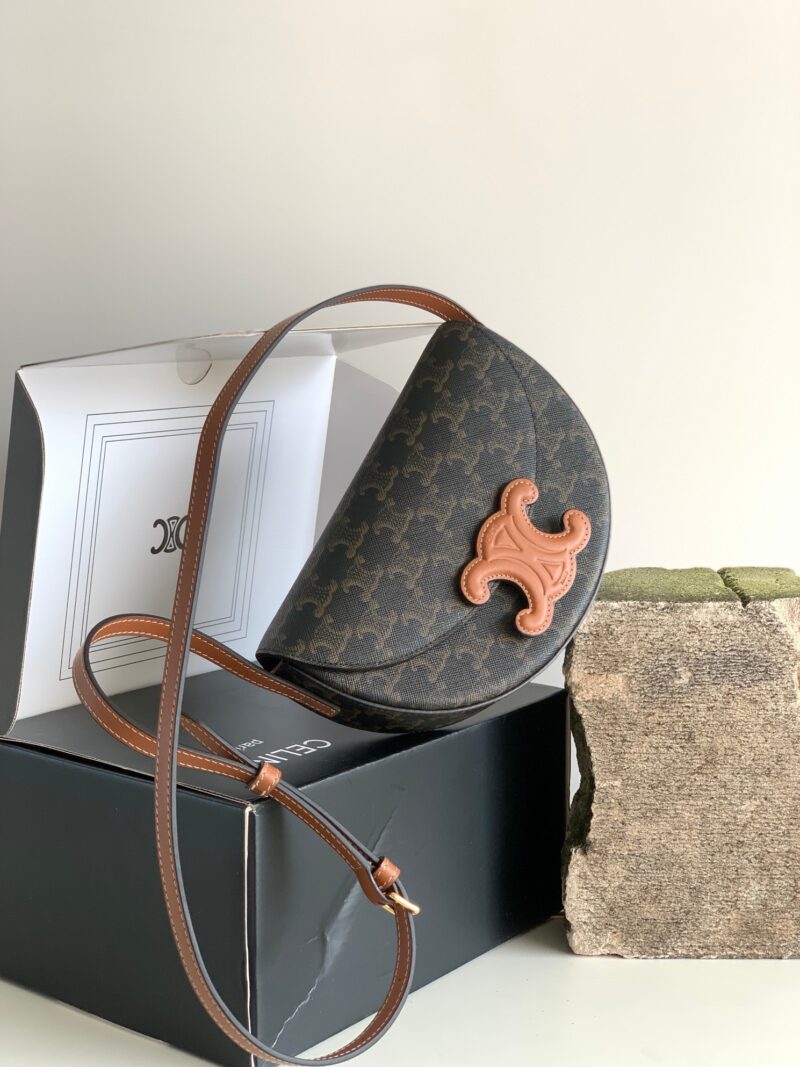 Celina Besace Triomphe Bag-23*13.5**6CM - Image 9