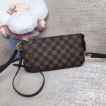 Louis Vuitton Pochette Accessoires-24x14x4CM