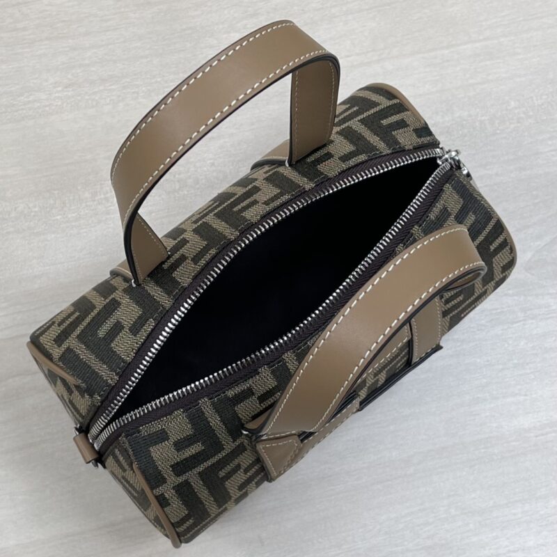 Fendi Bowling Bags -21.5x13x13CM - Image 4