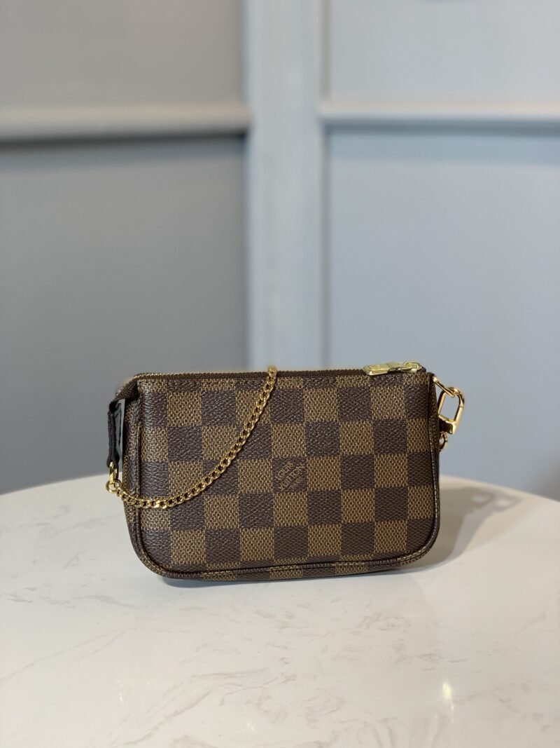 Louis Vuitton Pochette Accessoires-15.5*4*10.5CM - Image 8
