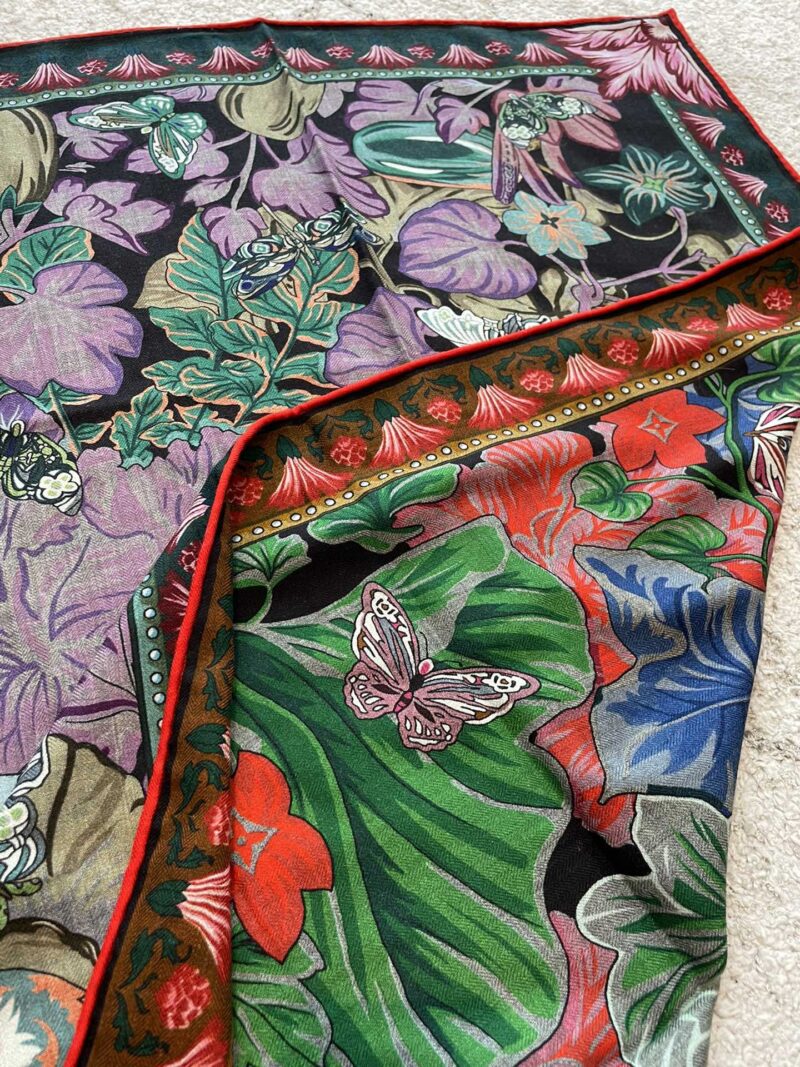 Louis Vuitton Square Towel-140*140CM - Image 4