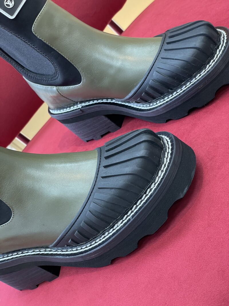 Louis Vuitton Beaubourg Boots - Image 6