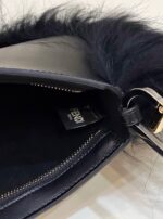 Fendi O-lock Clutch Bags-32*11*5CM - Image 7
