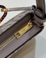 Fendi Clutch Bags-32*11*5CM - Image 6