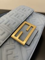 FendI Baguette Bag-24x14x7CM - Image 4