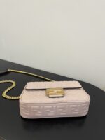 FendI Baguette Bag-24x14x7CM - Image 9