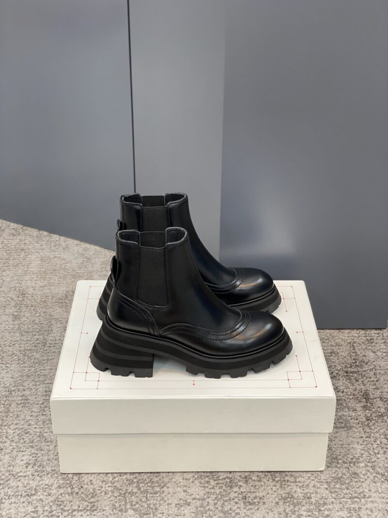 Alexander McQueen Boots - Image 5