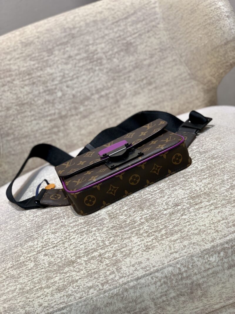 Louis Vuitton S Lock Sling -21*15*4CM - Image 2