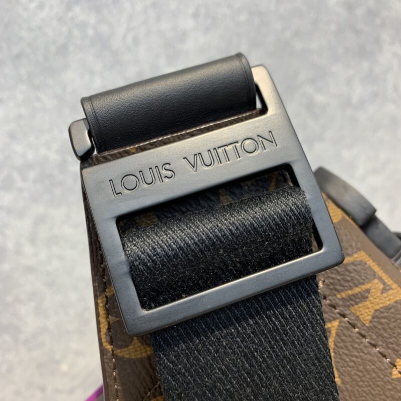 Louis Vuitton S Lock Sling -21*15*4CM - Image 5
