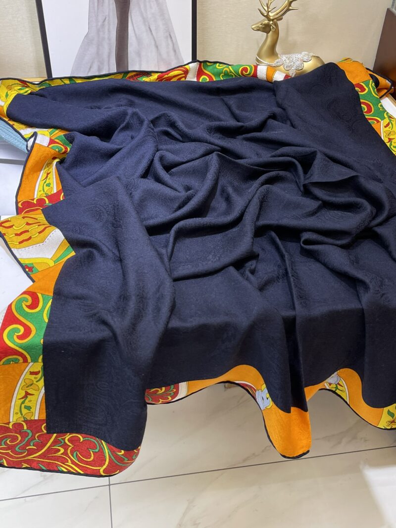 Hermes Square Towel-140*140CM - Image 4