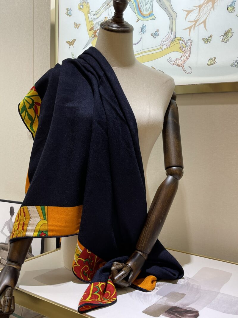 Hermes Square Towel-140*140CM - Image 8