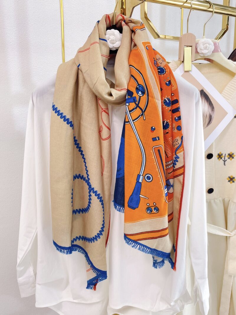 Hermes Cashmere Scarf-80*200CM - Image 7