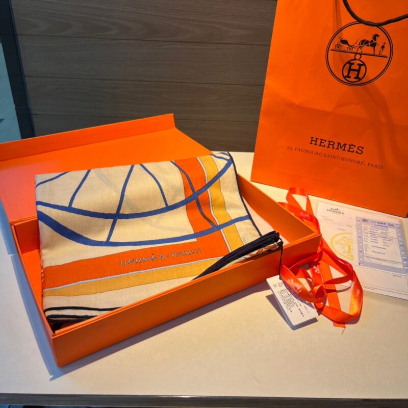 Hermes Square Towel-140*140CM - Image 4