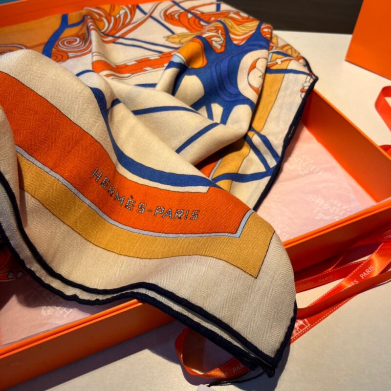 Hermes Square Towel-140*140CM - Image 5