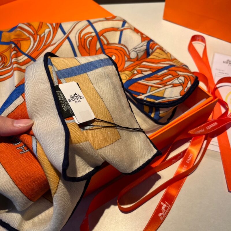 Hermes Square Towel-140*140CM - Image 7