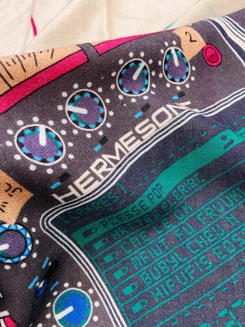 Hermes Cashmere Scarf-80*200CM - Image 4