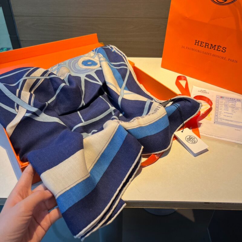Hermes Square Towel-140*140CM - Image 5