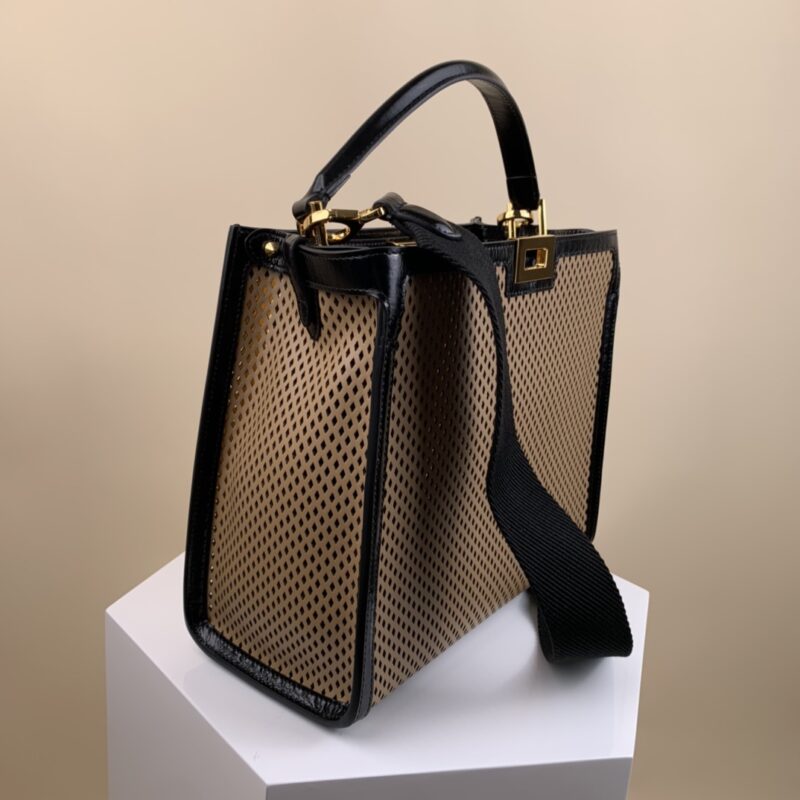 Fendi Peekaboo-30x25x15CM - Image 4