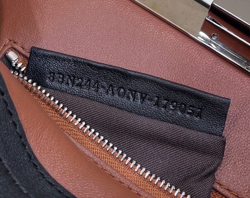 Fendi PeekabooTote-24CM - Image 6