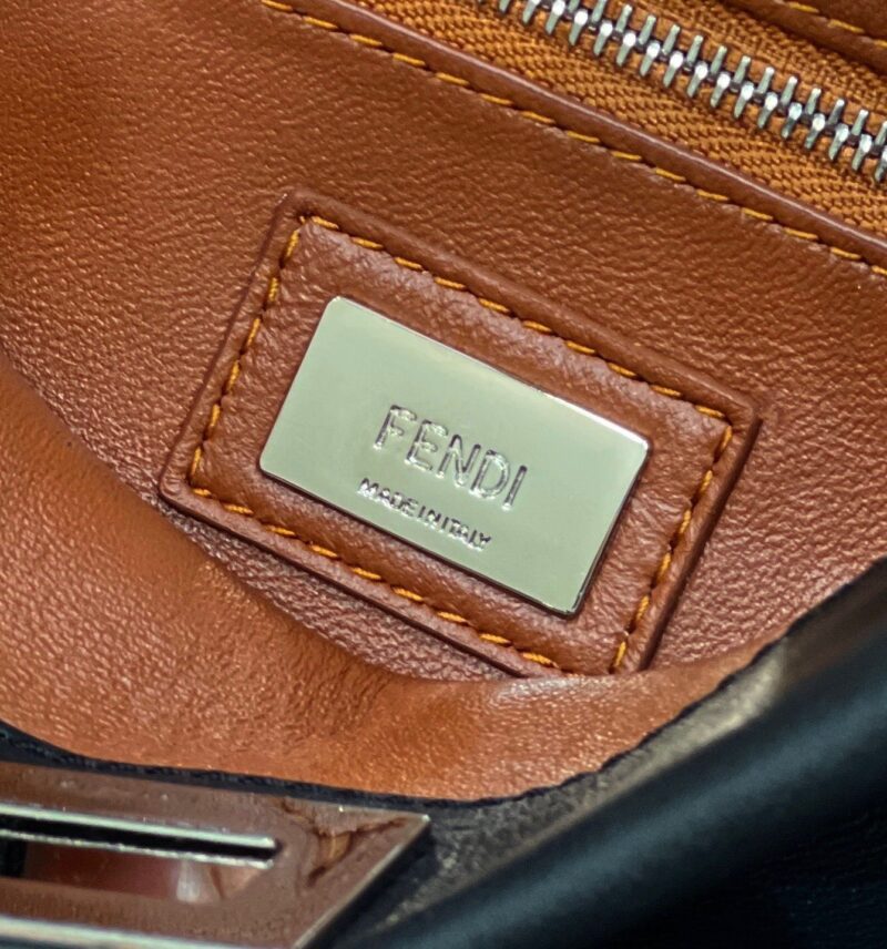 Fendi PeekabooTote-24CM - Image 7