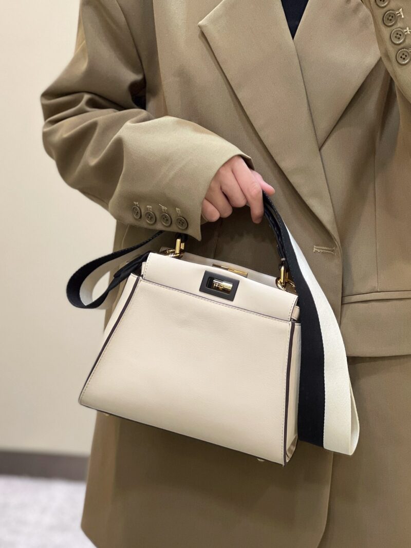 Fendi PeekabooTote-24×7×19CM - Image 11